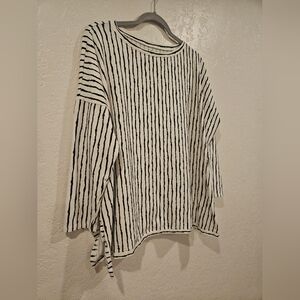 Matthildur Black And White Striped Tunic Top Womens Size M/L